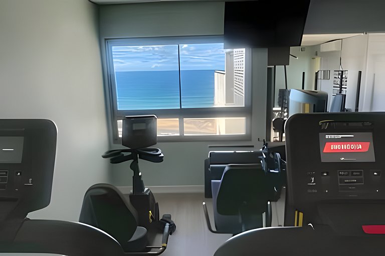 CA101 Studio Balanço do Mar & Rooftop by VLV Stays