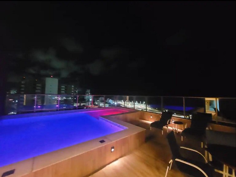 CA107 Q/S Varanda c/ Piscina Rooftop by VLV Stays