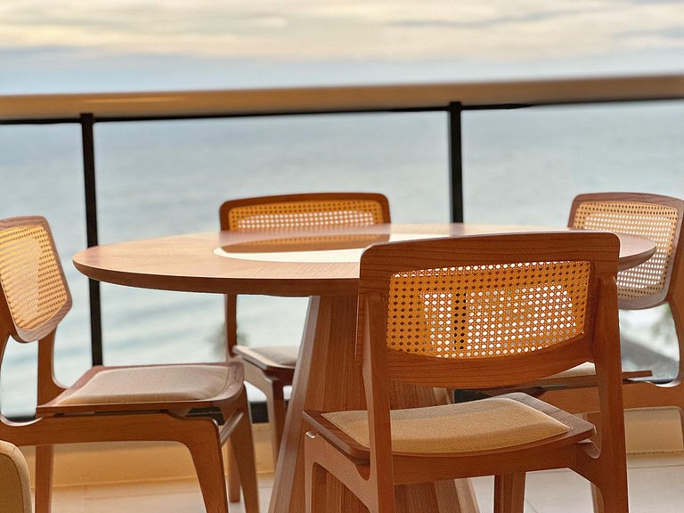 SM1209 Beach Front 2 bedrooms - with parking