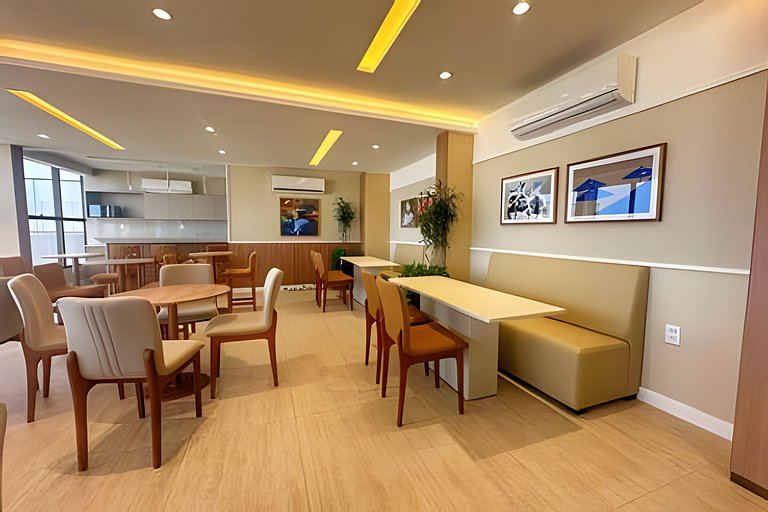 SC530 Studio com varanda e vista mar by VLV Stays