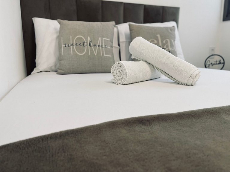 CA107 Q/S Varanda c/ Piscina Rooftop by VLV Stays