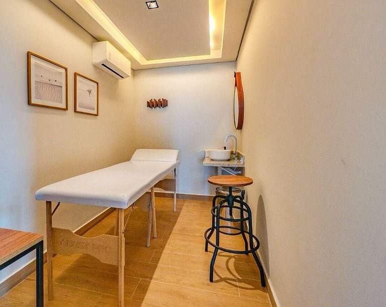 ART429 Studio Vista Livre c/ garagem by VLV Stays