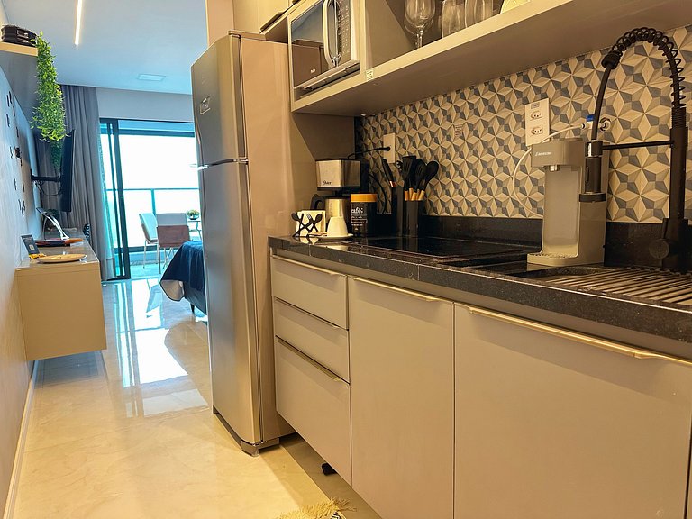 ART402 Studio with Kitchen and Incredible Rooftop