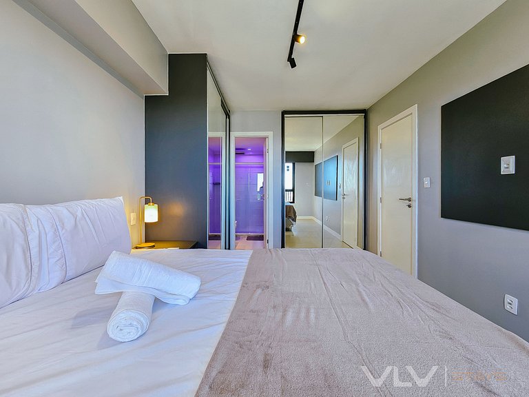 SM1104 Beach Side 2 bedrooms by VLV Stays