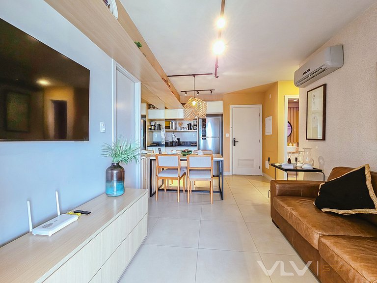 SM204 Excelent 2 bedrooms w/ parking by VLV Stays