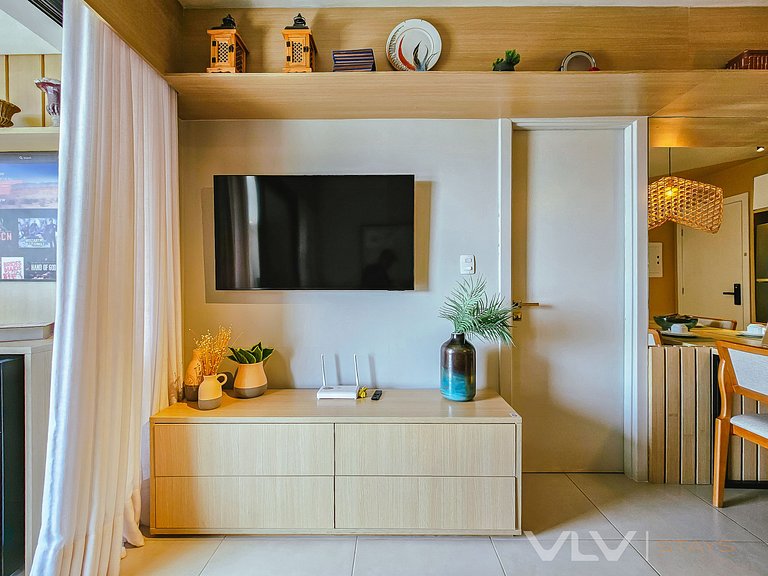 SM204 Excelent 2 bedrooms w/ parking by VLV Stays