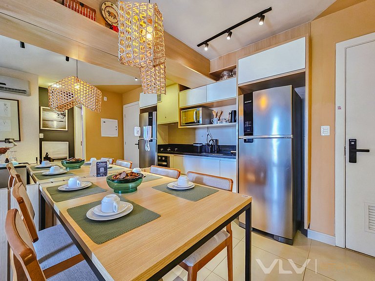 SM204 Excelent 2 bedrooms w/ parking by VLV Stays