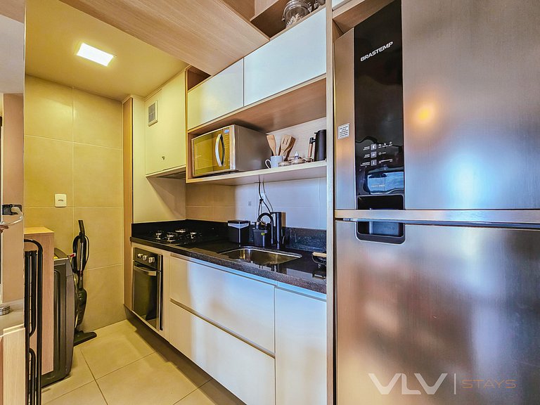 SM204 Excelent 2 bedrooms w/ parking by VLV Stays