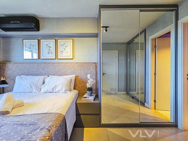SM204 Excelent 2 bedrooms w/ parking by VLV Stays