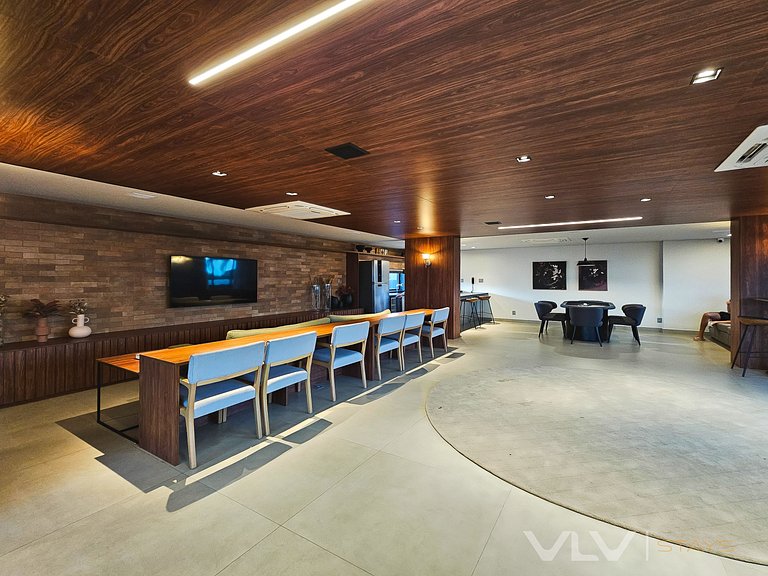 ART127 Stylish Studio with Panoramic Rooftop Pool