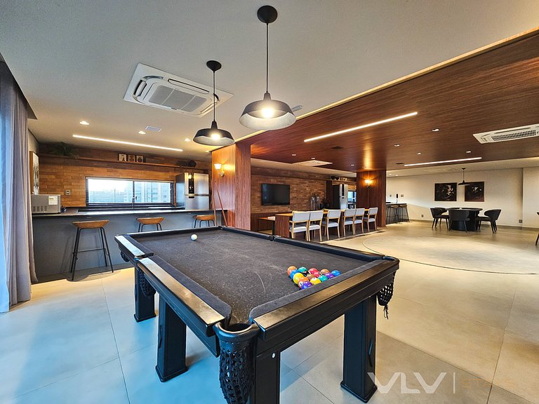 ART127 Stylish Studio with Panoramic Rooftop Pool