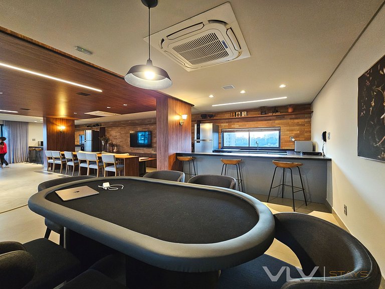 ART142 Beautiful studio w/parking by VLV Stays