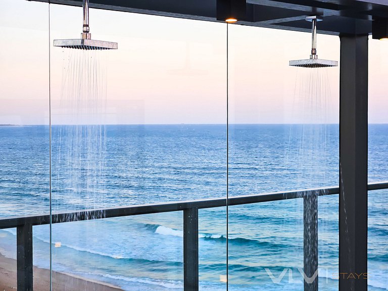 ART840 Seafront building+Gym+Rooftop by VLV Stays