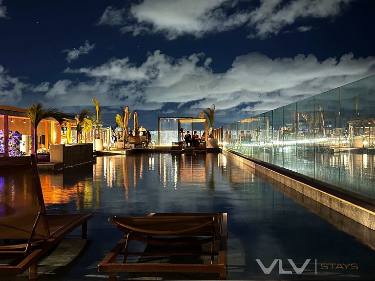 ART440 Studio com vista parcial do mar by VLV Stays