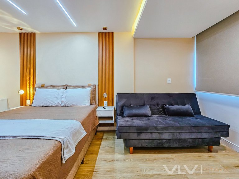 ART127 Stylish Studio with Panoramic Rooftop Pool