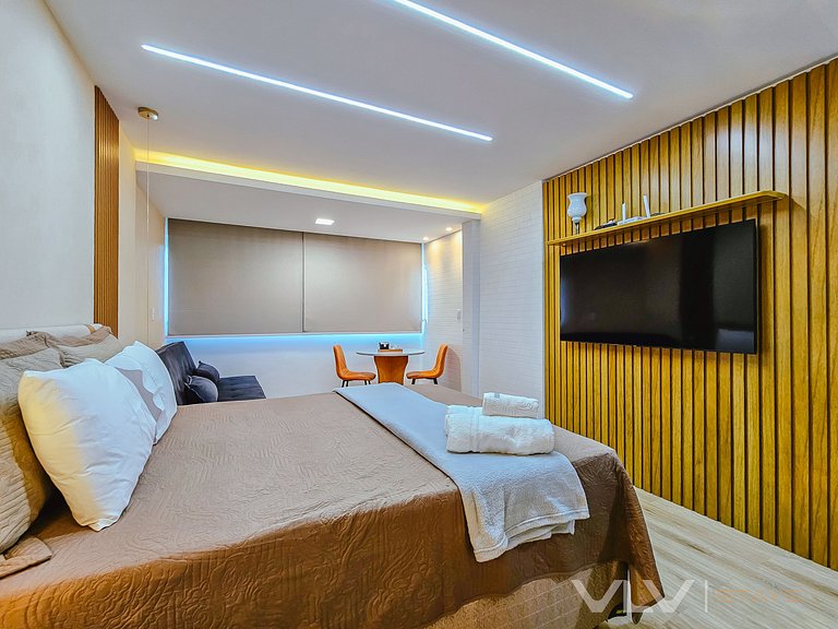 ART127 Stylish Studio with Panoramic Rooftop Pool
