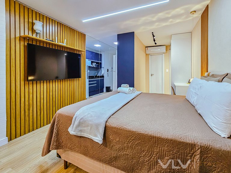 ART127 Stylish Studio with Panoramic Rooftop Pool