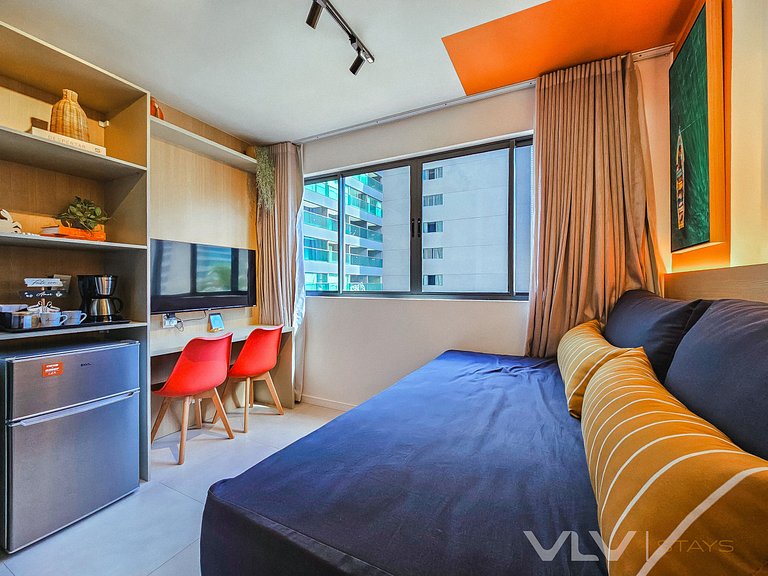 ART334 Design & Comfort w/ Parking by VLV Stays