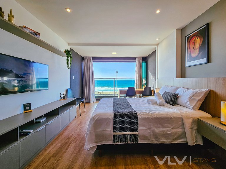 ART214 Beach Front by VLV Stays