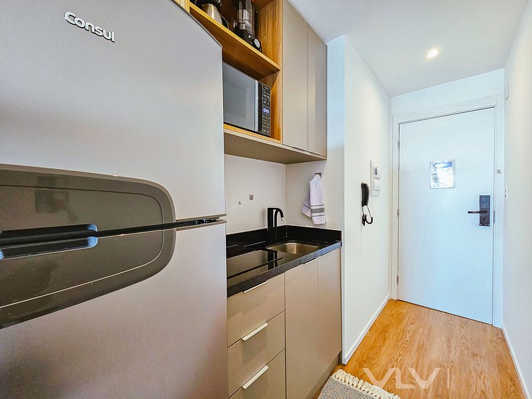 ART214 Beach Front by VLV Stays