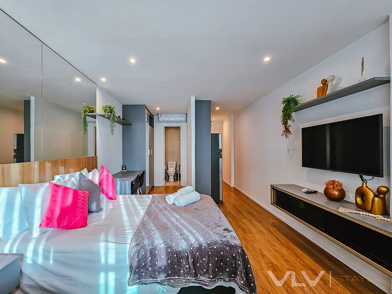 ART632 Studio no melhor rooftop by VLV Stays