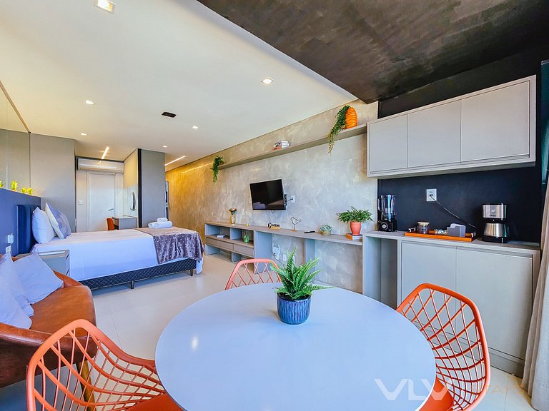 ART1004 Beach front perfect studio