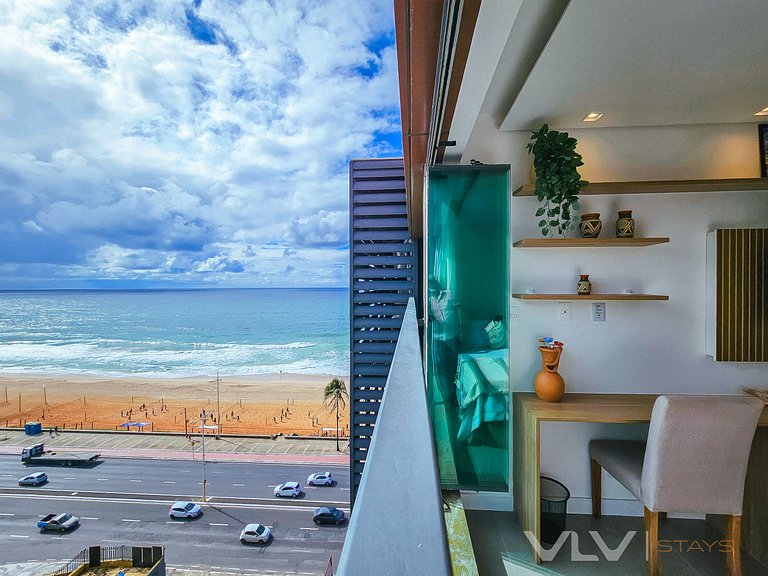 ART1041 Perfect sea view w/parking by VLV Stays