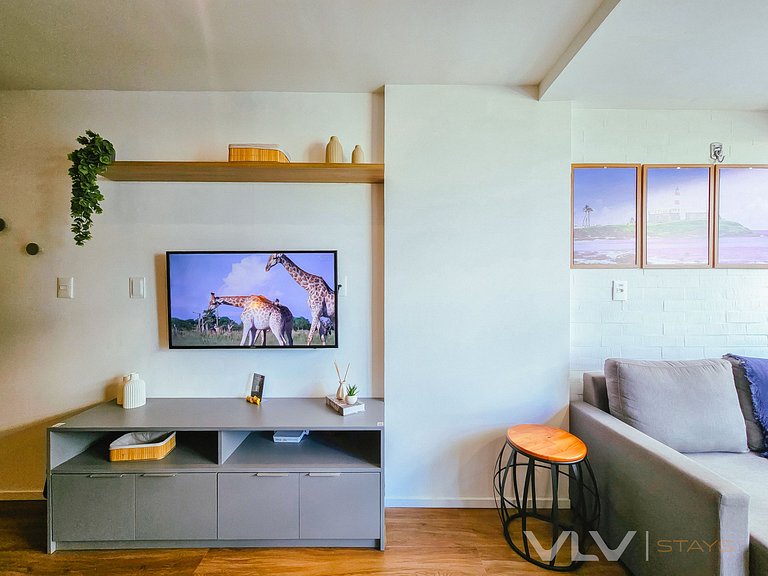 ART221 Stunning Studio w/parking by VLV Stays