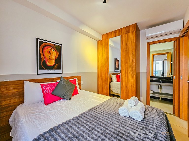 PP201 Quarto e Sala no Porto by VLV Stays