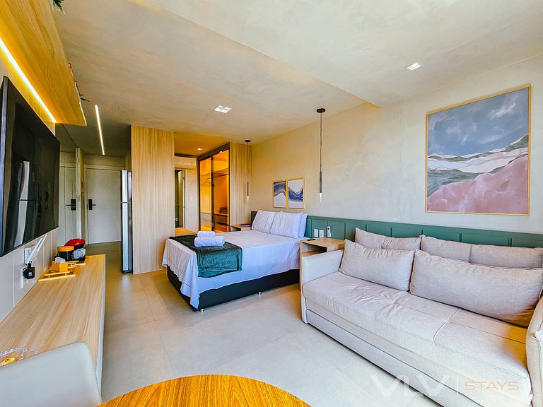 ART238 Well decorated w/parking by VLV Stays