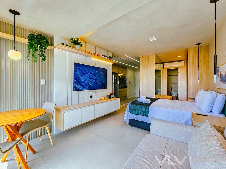 ART238 Well decorated w/parking by VLV Stays