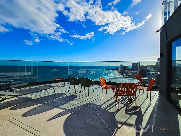 Spot605 Studio com varanda vista mar by VLV Stays