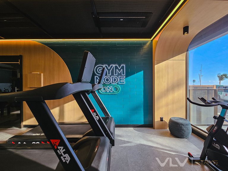 Spot102 Studio + Beach Club grátis by VLV Stays