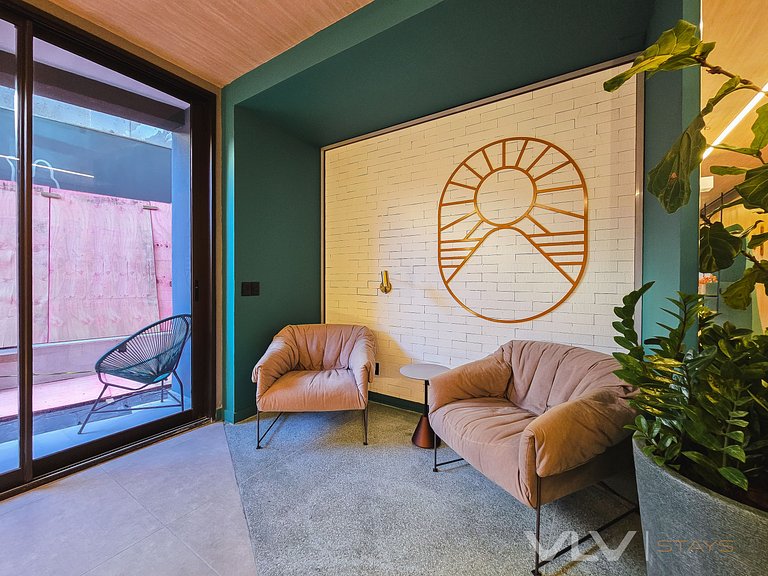 Spot102 Studio + Free Beach Club by VLV Stays