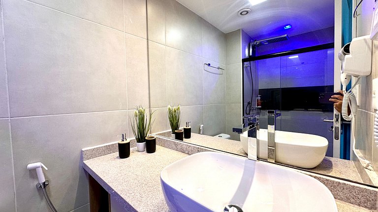 ART304 Frente Mar by VLV Stays