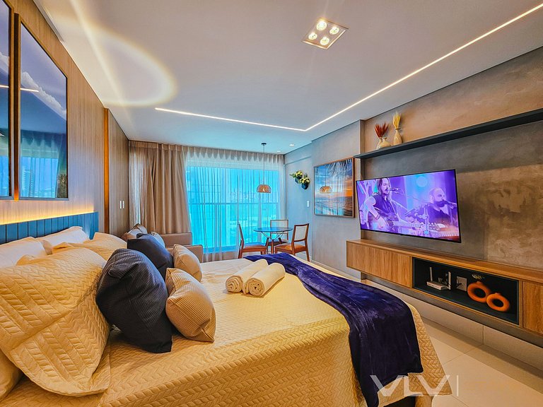 ART524 Very well decorated by VLV Stays