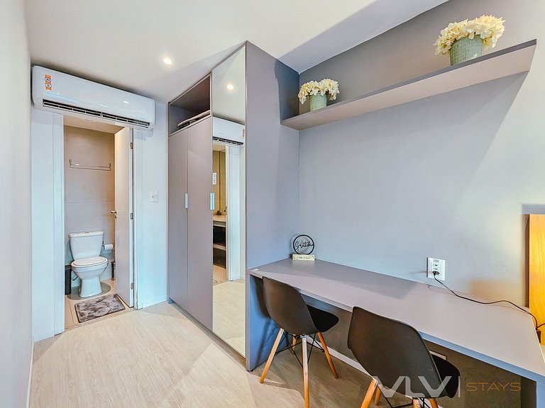 ART922 Studio and heated pool by VLV Stays