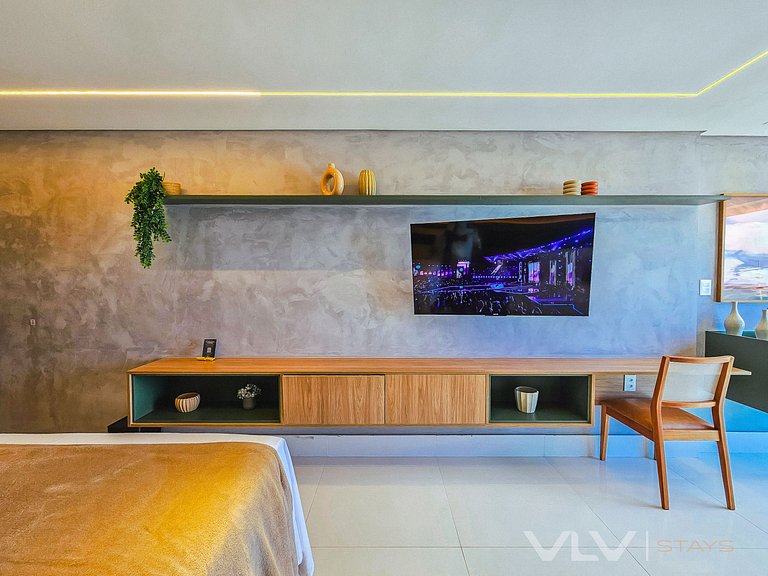 ART304 Beach Front by VLV Stays