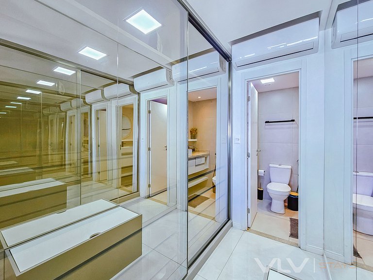 ART402 Incredible Studio by VLV Stays