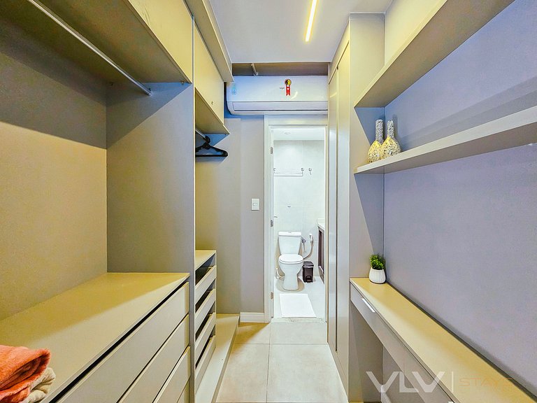 ART219 Beautiful studio w/parking by VLV Stays