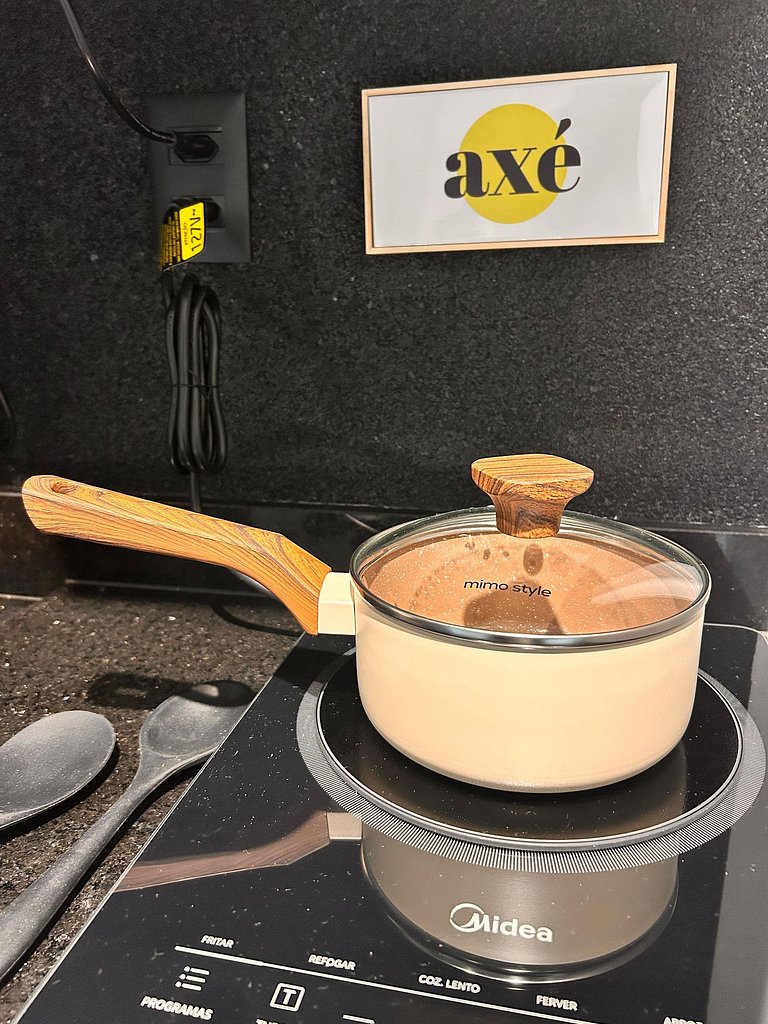 ART1029 Spacious and Budget-Friendly Studio by VLV Stays