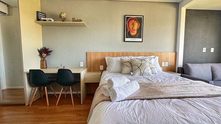 ART1024 Amazing complete studio by VLV Stays