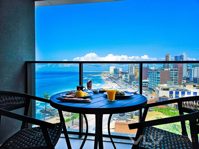 Spot605 Studio w/ a sea view balcony by VLV Stays