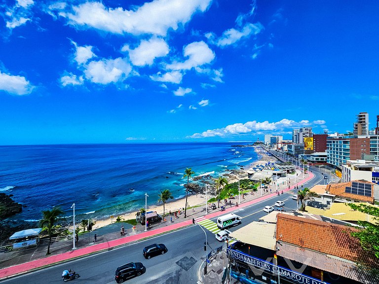 Spot605 Studio w/ a sea view balcony by VLV Stays