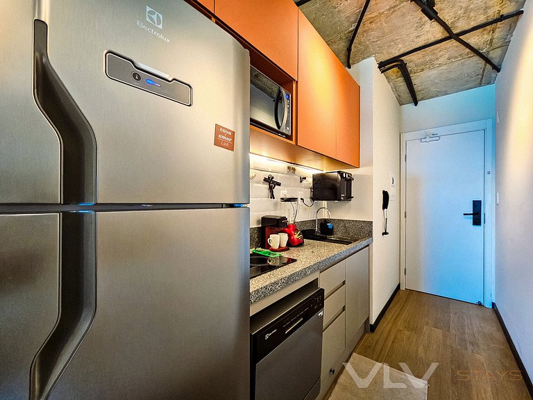 ART712 Modern and Stylish by VLV Stays