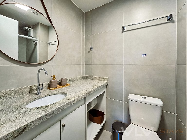 ART1029 Spacious and Budget-Friendly Studio by VLV Stays