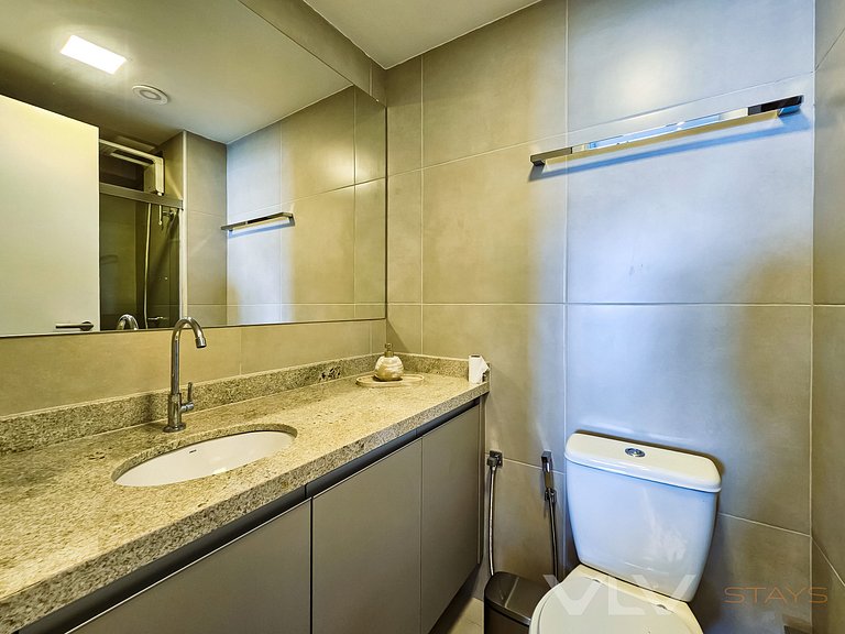 ART905 Beach Front by VLV Stays