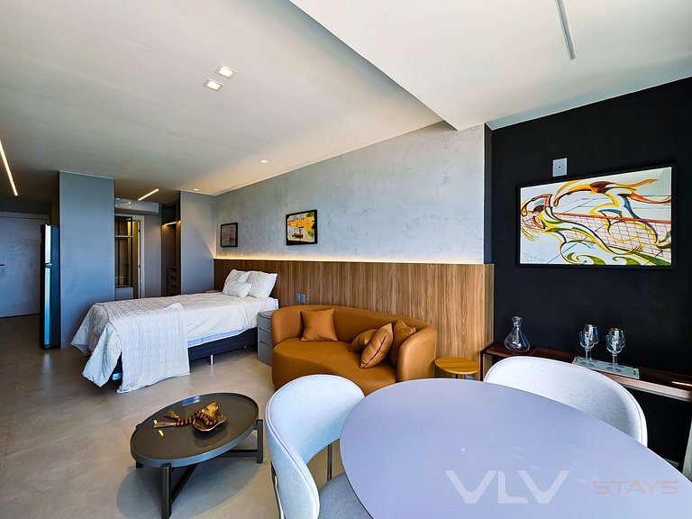 ART905 Beach Front by VLV Stays