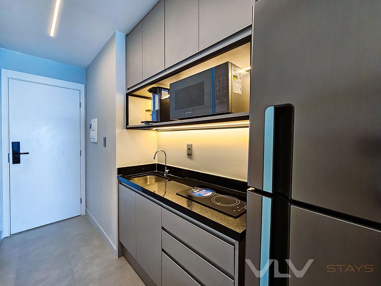 ART905 Beach Front by VLV Stays