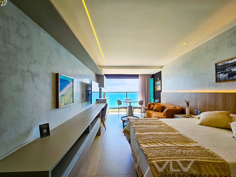 ART906 Perfect Beach Front by VLV Stays